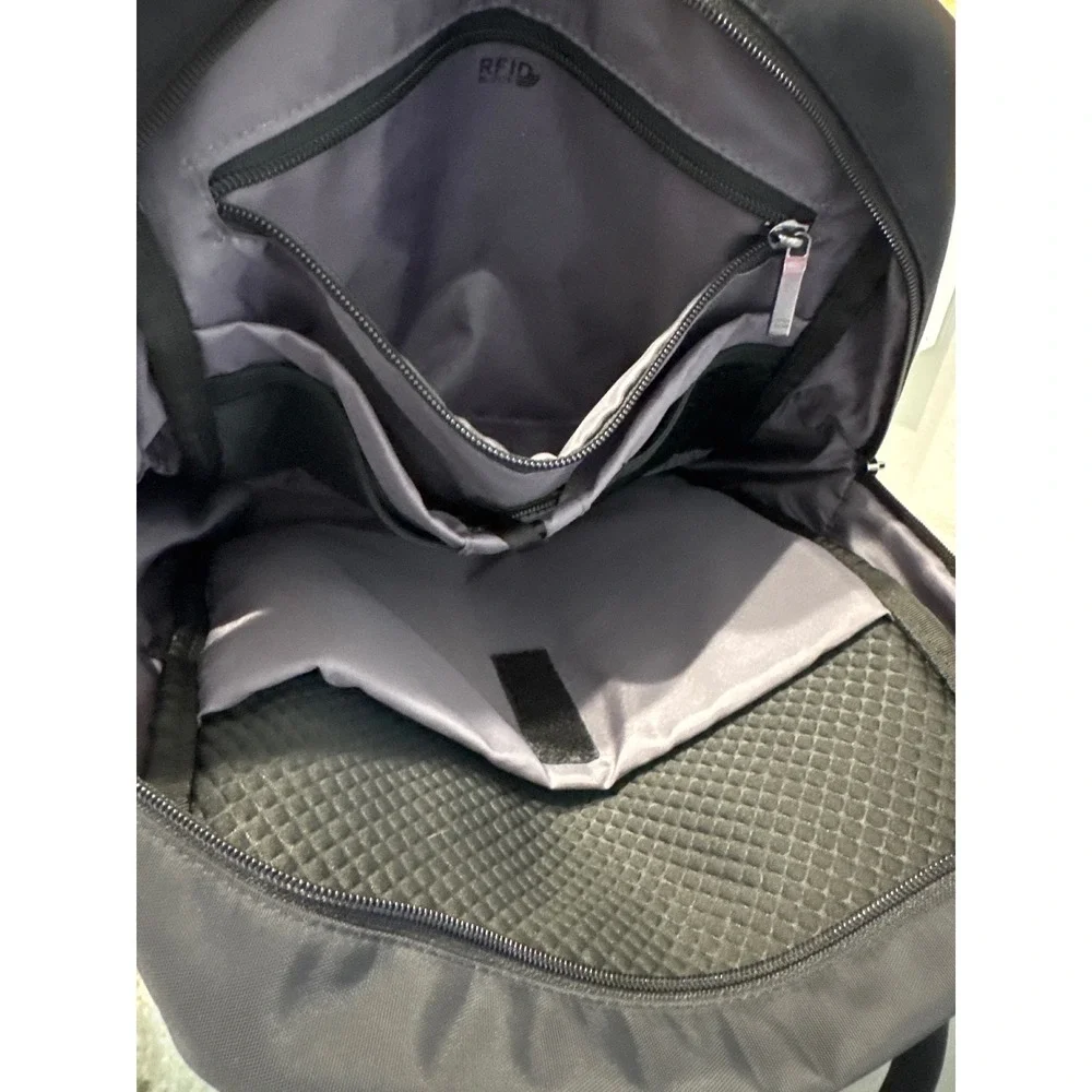 Open Story Commuter Backpack‎ Black Padded Laptop Pocket School Work Travel